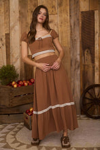 Load image into Gallery viewer, Contrast Lace Trim Smocked Waist Midi Sk
