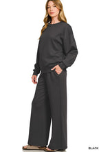 Load image into Gallery viewer, Scuba Crewneck Pullover &amp; Pants 2 Piece SET
