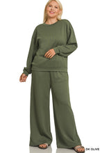 Load image into Gallery viewer, Plus Scuba Crewneck Pullover &amp; Pants Set
