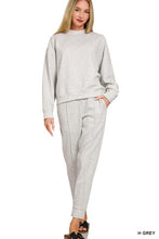 Load image into Gallery viewer, Scuba Mock Neck Pullover &amp; Joggers Set

