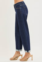 Load image into Gallery viewer, PLUS Slouchy Cropped Boyfriend Jeans Wit
