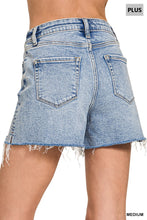 Load image into Gallery viewer, Plus Distressed Hem Denim Shorts
