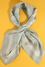 Load image into Gallery viewer, Light Paisley Design Square Bandana Scar
