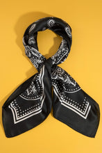 Load image into Gallery viewer, Light Paisley Design Square Bandana Scar

