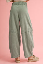 Load image into Gallery viewer, Mélange Texture Serene Pants

