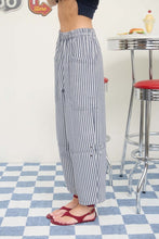 Load image into Gallery viewer, Stripe Pocket Detail Wide Leg Pants
