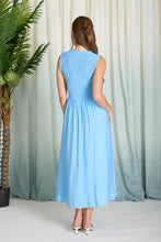 Load image into Gallery viewer, Sweetheart Smocked Mock Button Midi Dres

