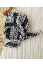 Load image into Gallery viewer, Cotton Linen Print Square Scarf
