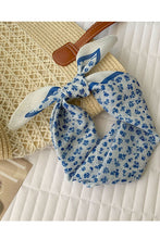 Load image into Gallery viewer, Cotton Linen Print Square Scarf
