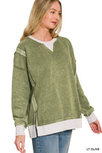 Load image into Gallery viewer, Fleece Acid Washed Contrast Trim Pullove
