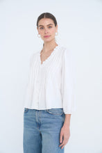 Load image into Gallery viewer, 3/4 Sleeve Ruffle Trim Pintuck Top
