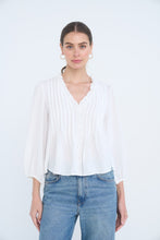 Load image into Gallery viewer, 3/4 Sleeve Ruffle Trim Pintuck Top
