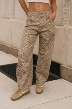 Load image into Gallery viewer, Leopard Print Jeans
