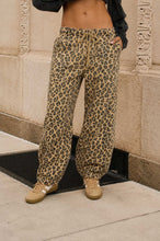 Load image into Gallery viewer, Leopard Print Drawstring Parachute Pants
