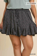 Load image into Gallery viewer, PLUS Floral Print Skirt
