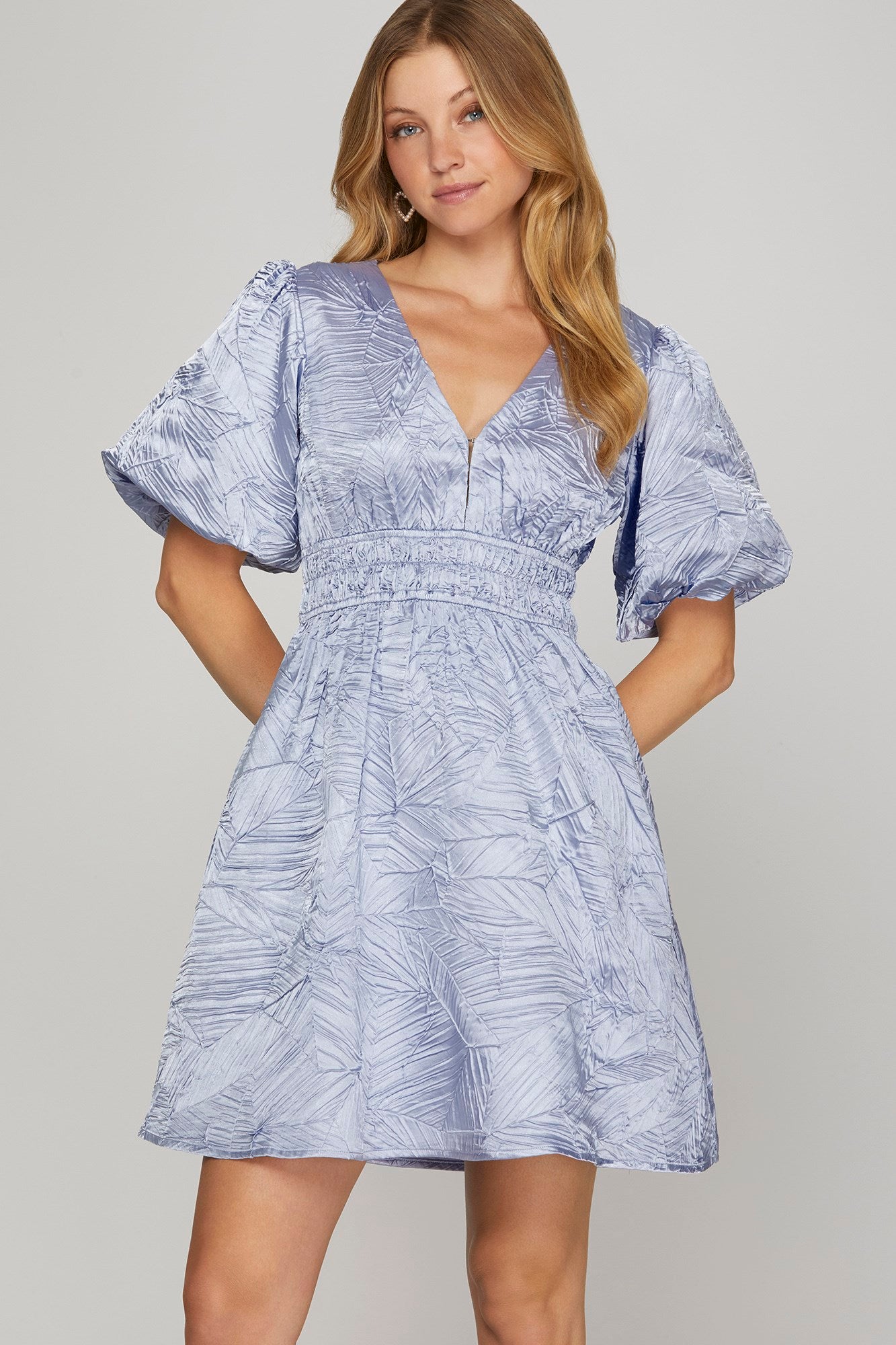 BALLOON SLEEVE PLUNGING NECK CRINKLE WOV