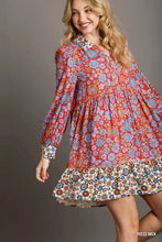 Load image into Gallery viewer, Mix Match Floral Print Collared Neck Dre
