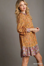 Load image into Gallery viewer, Mix Match Floral Print Collared Neck Dre
