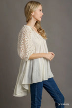 Load image into Gallery viewer, Floral Lace Balloon Sleeve Top
