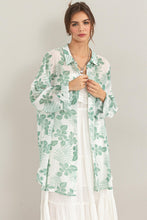 Load image into Gallery viewer, FLORAL PRINT COVERUP SHIRT
