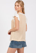 Load image into Gallery viewer, Contrast Ruffled Sleeve Blouse Top
