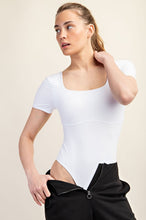 Load image into Gallery viewer, PLUS RECYCLED BUTTER SQUARE NECK SHORT SLEEVE TOP
