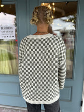 Load image into Gallery viewer, CHECKERED CREW KNIT SWEATER
