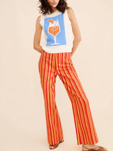 Load image into Gallery viewer, Juice Graphic Sweater Vest
