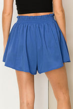 Load image into Gallery viewer, PAPER BAG WAIST SHORTS
