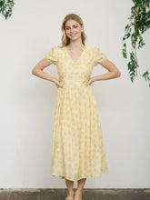 Load image into Gallery viewer, Floral Puff Sleeve V Neck Corset Detail
