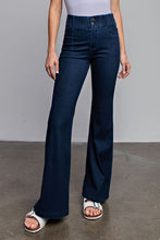 Load image into Gallery viewer, COTTON STRETCH TWILL FLARED PINTUCK PANT
