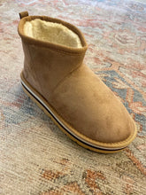 Load image into Gallery viewer, Platform Ugg Dupe Bootie
