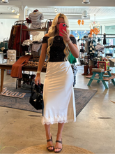 Load image into Gallery viewer, Lace Hem Satin Slip-on Pencil Skirt
