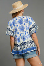 Load image into Gallery viewer, Mixed Border Print Top with Smocked Deta
