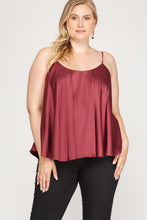 Load image into Gallery viewer, Plus Rounded Sweep Hem Satin Cami Top
