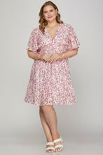Load image into Gallery viewer, PLUS FLUTTER BELL SLEEVE PLUNGE NECK PRI
