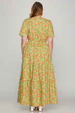 Load image into Gallery viewer, PLUS SHORT SLEEVE WOVEN FLORAL PRINT TIE
