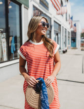 Load image into Gallery viewer, Striped Contrast Trim Rib Banded T-shirt
