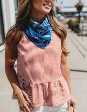 Load image into Gallery viewer, Stripe Button Back Closure Top
