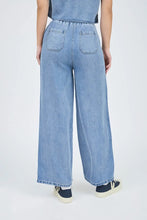 Load image into Gallery viewer, High Waist Wide Leg Washed Chambray Pant
