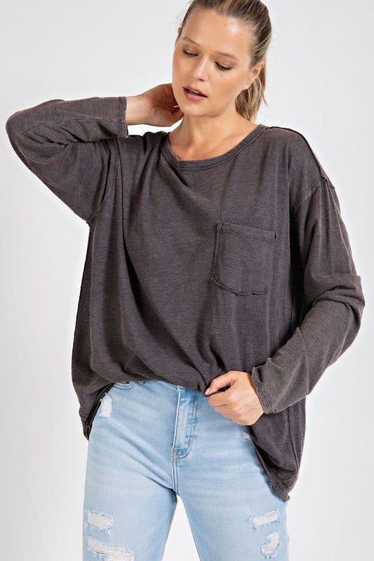 MINERAL WASHED ROUND NECKLINE LONG SLEEVE