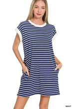 Load image into Gallery viewer, Striped Contrast Trim Rib Banded T-shirt
