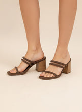 Load image into Gallery viewer, Minimal Strap Heels With Flared Block He
