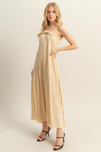 Load image into Gallery viewer, Plisse Halter Neck Flowy Maxi Dress

