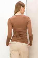 Load image into Gallery viewer, LONG SLEEVE RUCHED TOP
