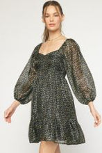Load image into Gallery viewer, Floral print sweetheart neckline long sl
