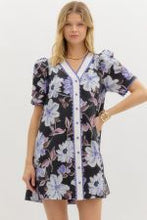 Load image into Gallery viewer, Floral print structured shoulder short s
