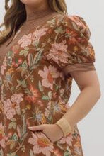 Load image into Gallery viewer, PLUS Floral print short puff sleeve pullover
