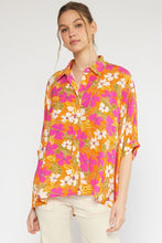 Load image into Gallery viewer, Floral print button up top
