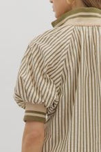 Load image into Gallery viewer, Stripe pattern half-zip closure short pu
